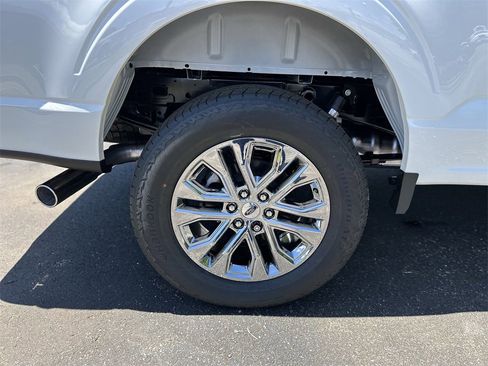 New 2025 Ford F150 Lariat w/ Equipment Group 502A High image 28