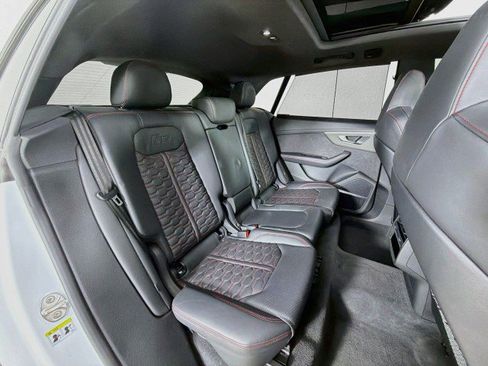 Used 2023 Audi RS Q8 AWD/4WD image 29