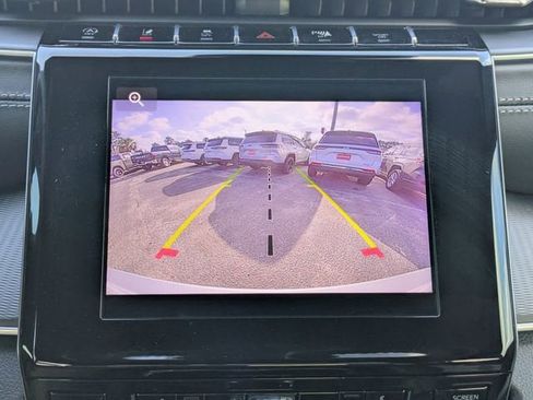 New 2025 Jeep Grand Cherokee Altitude RWD image 21