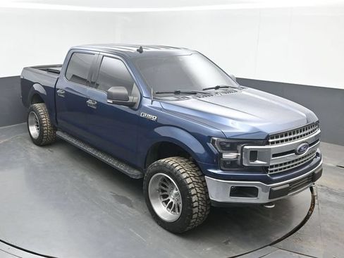 Used 2019 Ford F150 XLT w/ Equipment Group 302A Luxury AWD/4WD image 13