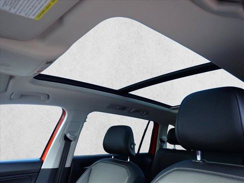 Used 2019 Volkswagen Tiguan S FWD image 15