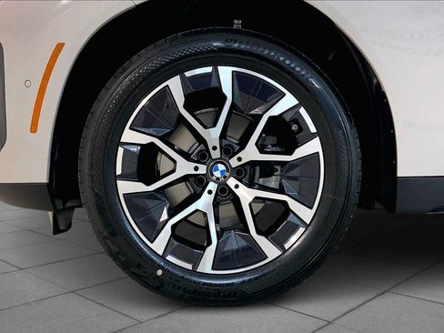 Used 2025 BMW X3 xDrive30i w/ Premium Package AWD/4WD image 11