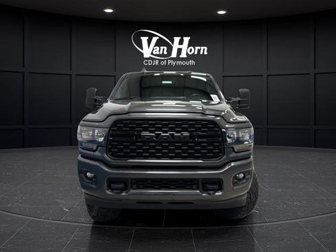 Used 2022 RAM 2500 Big Horn w/ Night Edition AWD/4WD image 2