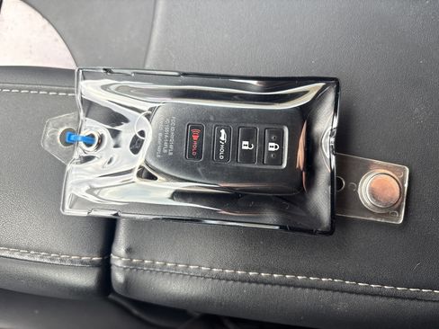 Used 2022 Lexus RX 350 F Sport image 36