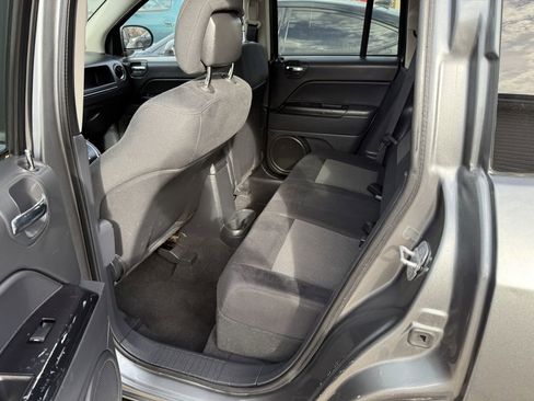 Used 2011 Jeep Compass Latitude image 11