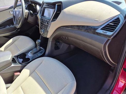 Used 2018 Hyundai Santa Fe Sport w/ 2.4L Value Package 02 FWD image 19