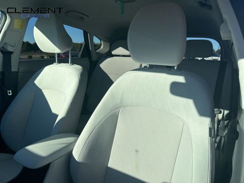 New 2025 Hyundai Kona SEL image 30