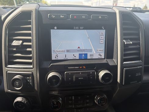 Used 2018 Ford F150 Raptor w/ Equipment Group 802A Luxury AWD/4WD image 14