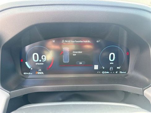 Used 2025 Ford Explorer Active image 22