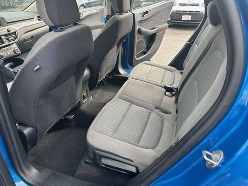 Used 2020 Ford Escape S image 17