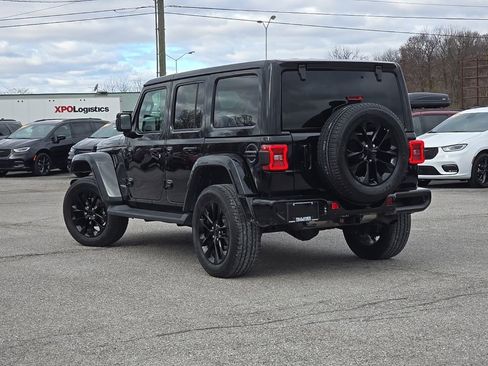 Used 2021 Jeep Wrangler Unlimited Sahara image 5