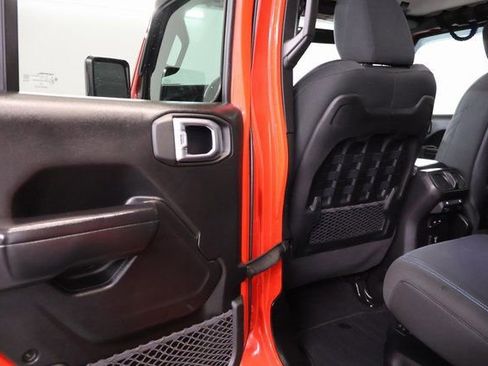 Used 2021 Jeep Wrangler Unlimited Rubicon 4xe w/ Cold Weather Group image 26