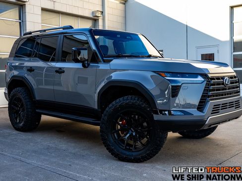 Used 2025 Lexus GX 550 550 Overtrail image 1