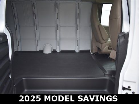 New 2025 Chevrolet Express 2500 Work Van image 13