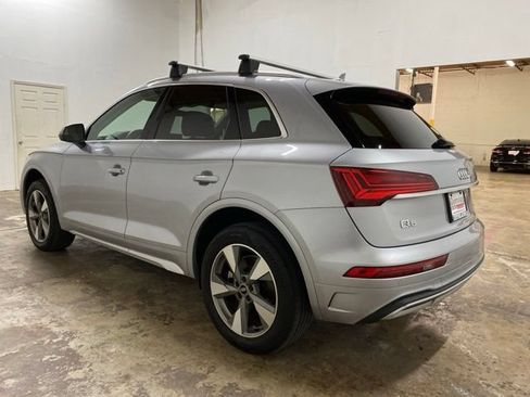 Used 2023 Audi Q5 2.0T Premium w/ Convenience Package AWD/4WD image 3