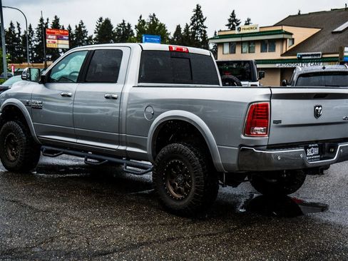 Used 2018 RAM 2500 Laramie AWD/4WD image 13