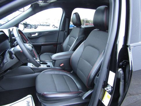 Used 2023 Ford Escape ST-Line Elite AWD/4WD image 18