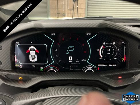 Used 2024 Lamborghini Revuelto image 21