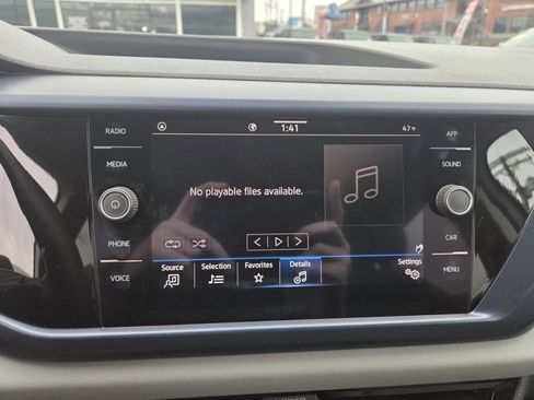 Used 2022 Volkswagen Taos SE w/ IQ.Drive SE Package image 18