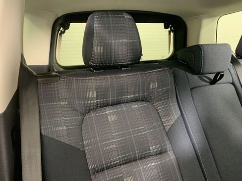 Used 2025 Ford Bronco Sport Heritage w/ Convenience Package image 28