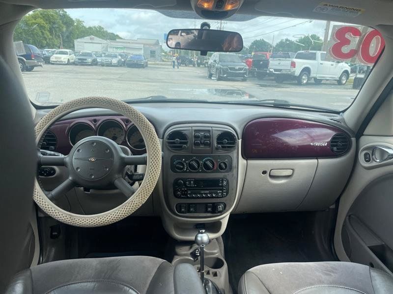 Used 2003 Chrysler PT Cruiser Limited FWD image 11