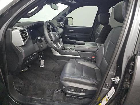 Used 2025 Toyota Tundra Platinum AWD/4WD image 8