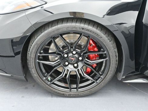 Used 2025 Chevrolet Corvette Z06 RWD image 42