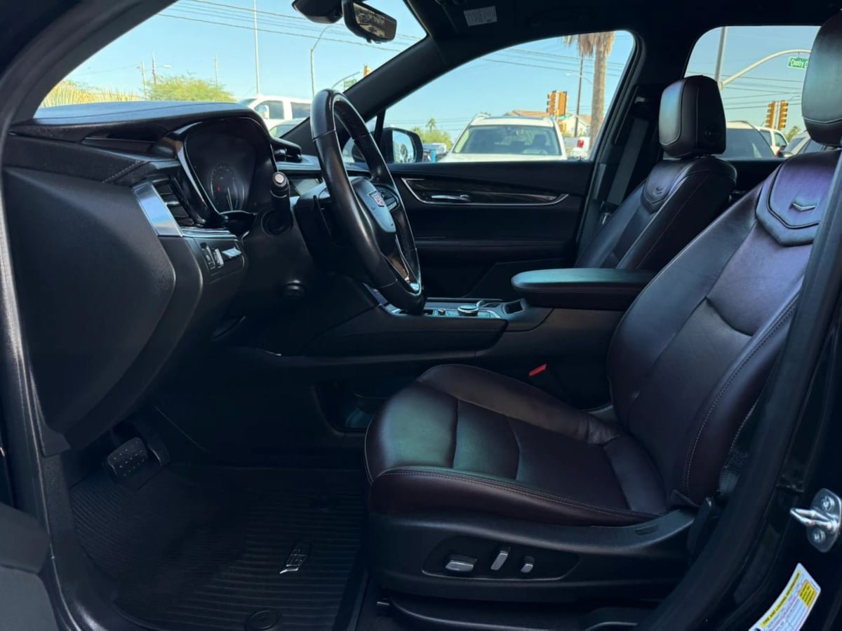 Used 2020 Cadillac XT6 Premium Luxury FWD image 42