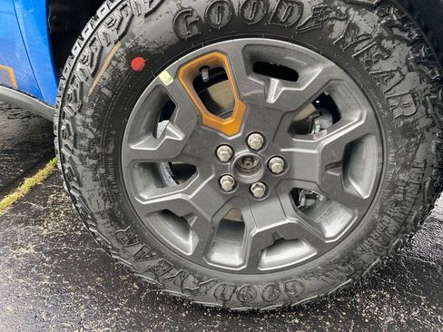 New 2026 Ford Maverick Tremor AWD/4WD image 2
