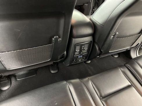 Used 2024 Dodge Durango GT image 45