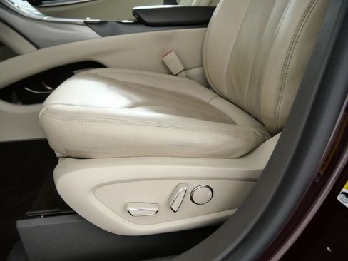 Used 2019 Lincoln Nautilus Reserve AWD/4WD image 15