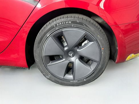 Used 2022 Tesla Model 3 image 11