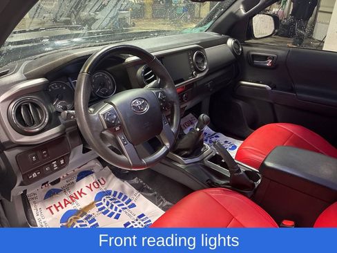 Used 2022 Toyota Tacoma TRD Sport image 21