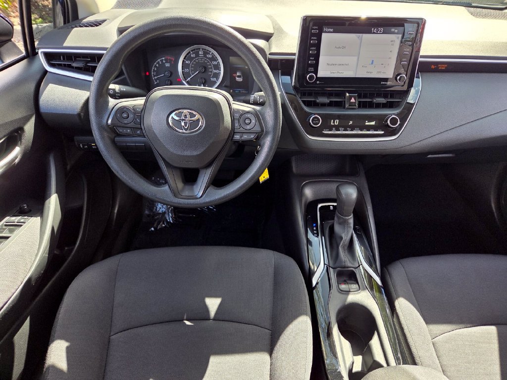 Used 2021 Toyota Corolla LE FWD image 12