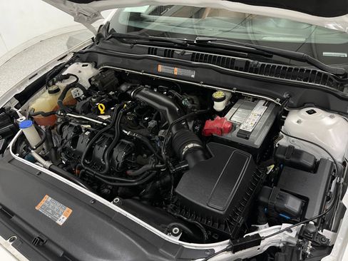 Used 2020 Ford Fusion Titanium FWD image 28