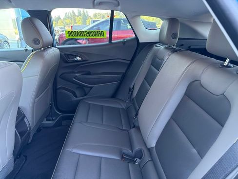 Used 2025 Chevrolet Trax ACTIV w/ Driver Confidence Package FWD image 23