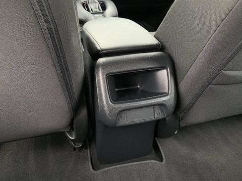 Certified 2024 Honda HR-V LX image 35