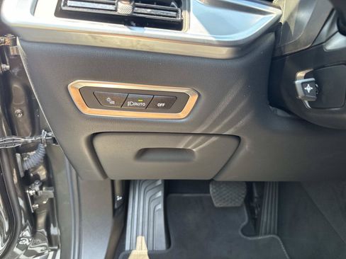 Used 2026 BMW X7 xDrive40i AWD/4WD image 33