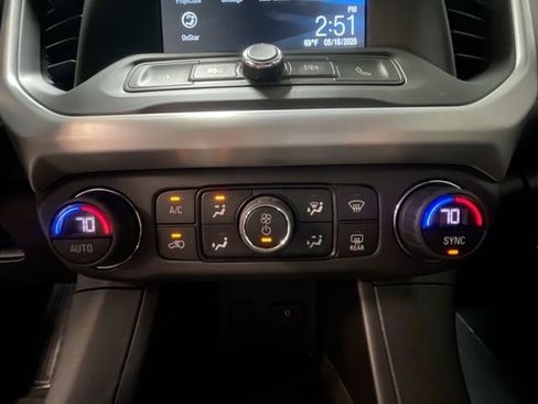 Used 2019 GMC Acadia SLE image 14