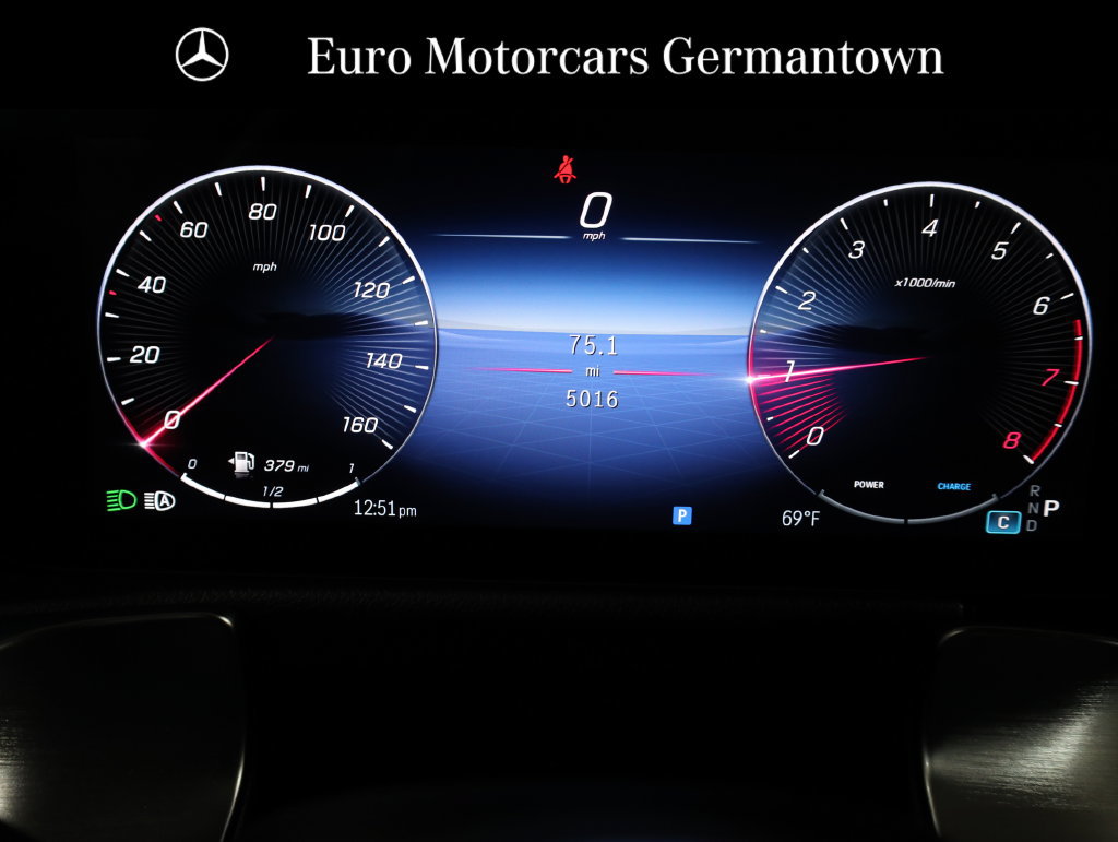 Used 2026 Mercedes-Benz GLB 250 4MATIC image 19