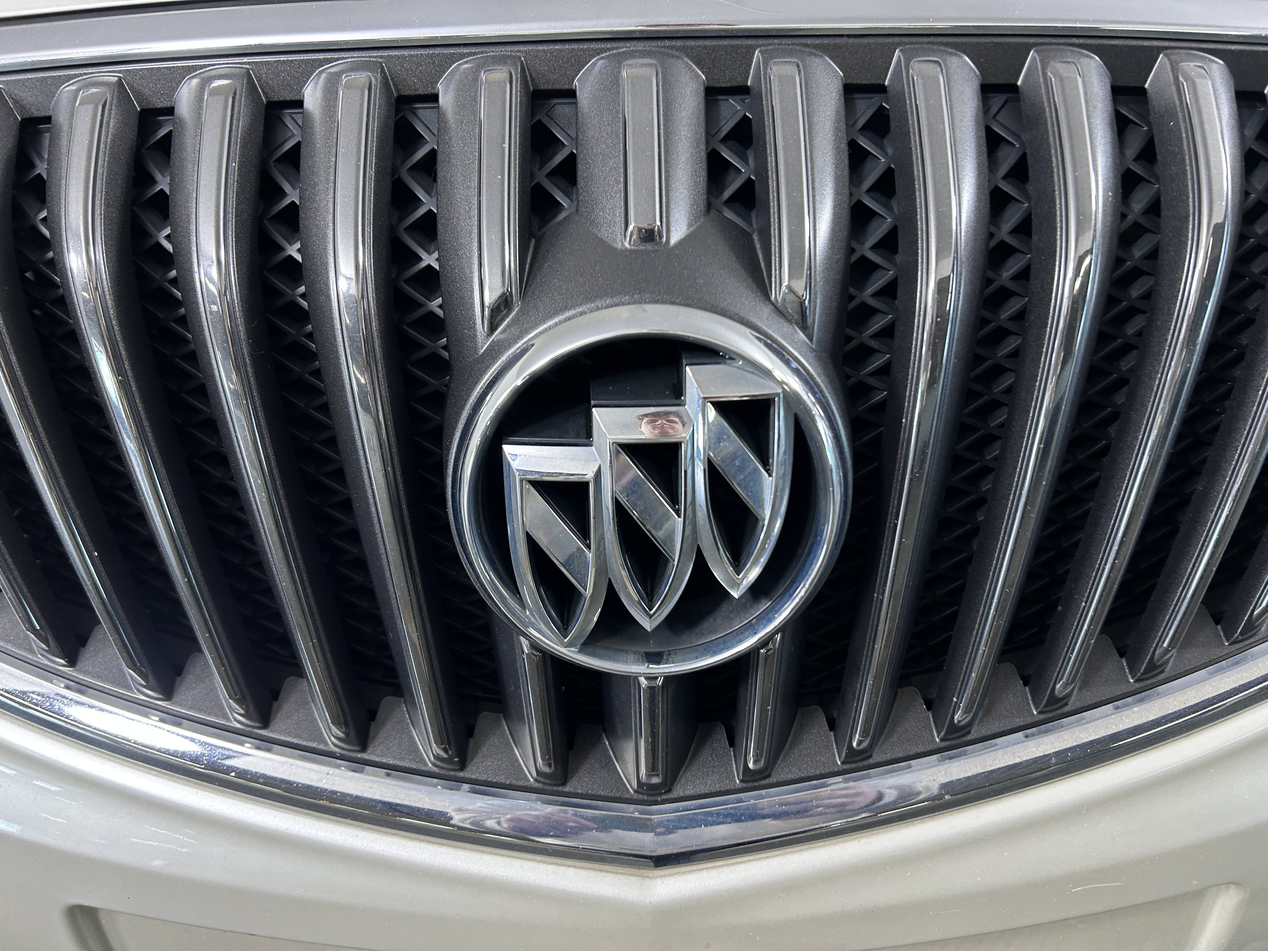 Used 2014 Buick Verano Leather FWD image 8