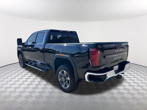 New 2026 GMC Sierra 2500 SLT w/ SLT Premium Package image 8