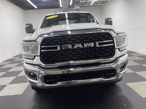 Used 2024 RAM 3500 Big Horn image 7