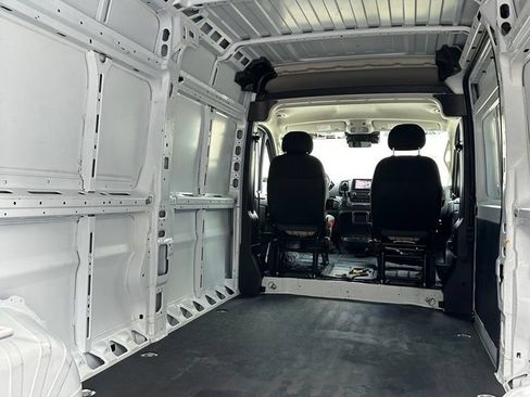 Used 2023 RAM ProMaster 2500 FWD image 22