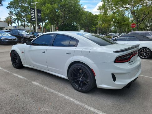 Used 2023 Dodge Charger Scat Pack RWD image 5