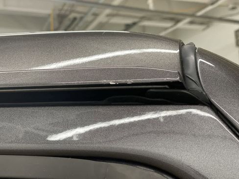 Used 2025 Jeep Wrangler Sahara image 32