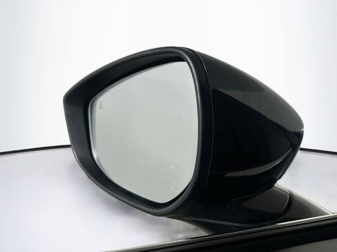 Used 2025 MAZDA CX-30 AWD 2.5 S w/ Preferred Package image 16