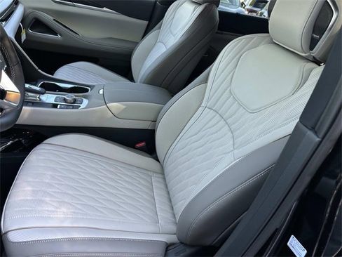 New 2026 INFINITI QX60 Autograph image 16