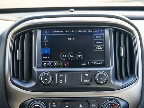 Used 2022 Chevrolet Colorado Z71 AWD/4WD image 15
