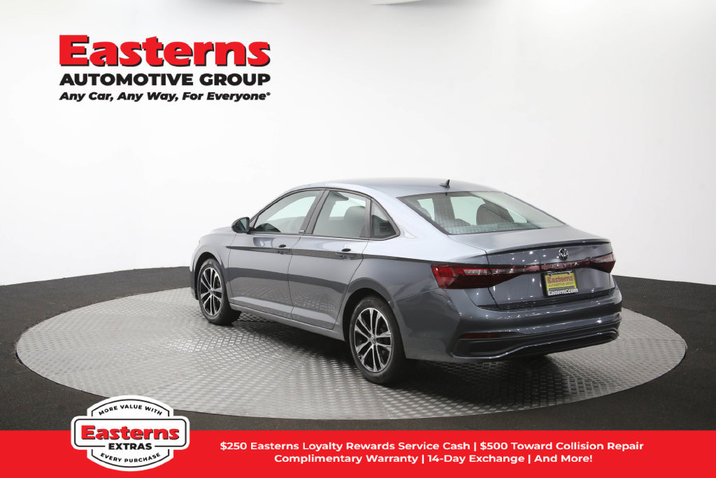 Used 2025 Volkswagen Jetta Sport FWD image 65